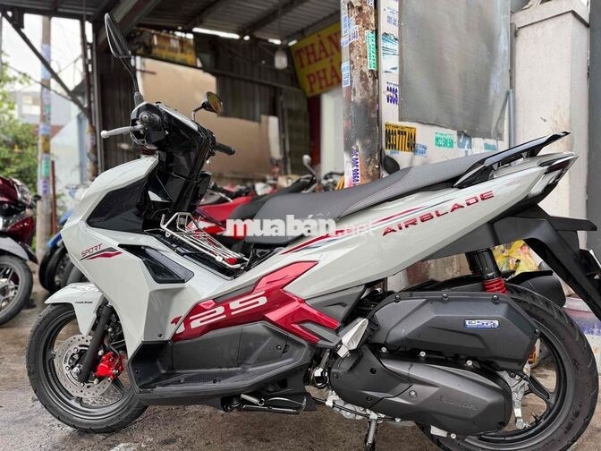 Honda Airblade 125 2025 Xám đỏ