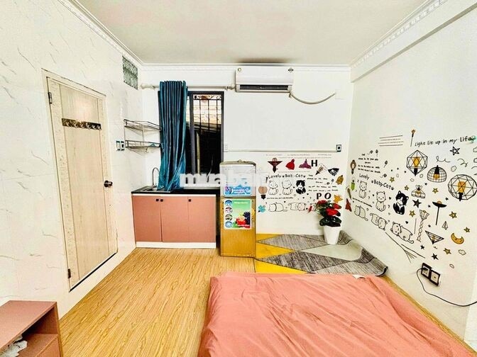 Studio ngay vòng xoay Lê Đại Hành 30/9 trống