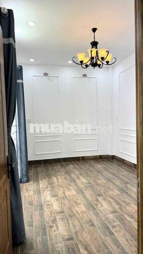 Nguyên Căn HXH 8x4mDTSD 128m2_KDTD Nails VP Ngay Lê Hồng Phong Q10