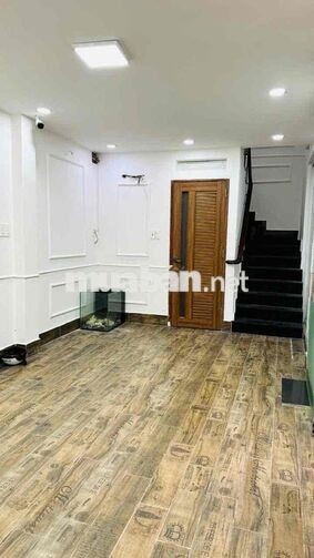Nguyên Căn HXH 8x4mDTSD 128m2_KDTD Nails VP Ngay Lê Hồng Phong Q10