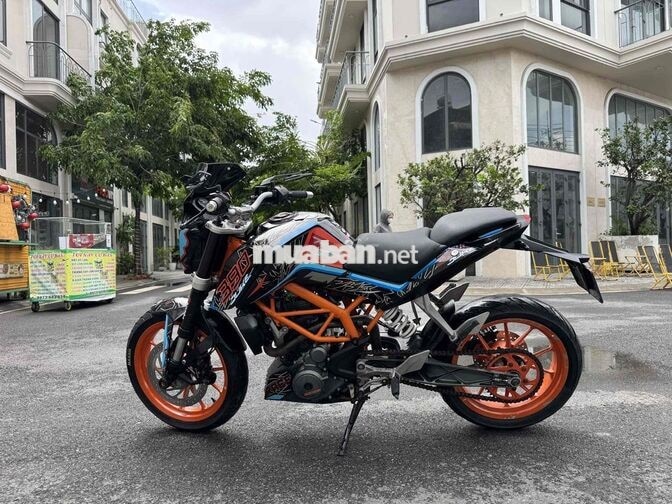 KTM Duke 250 2016 biển số thành phố