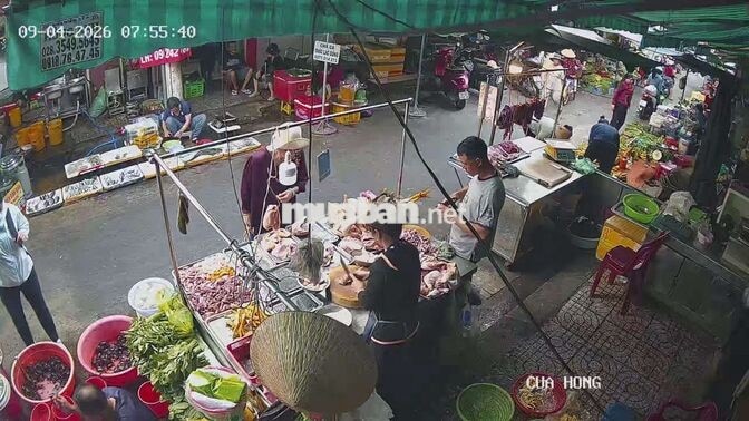 Mặt tiền ngay chợ Hoàng Hoa Thám