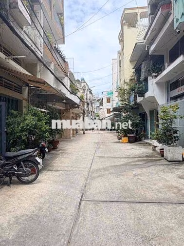 Nhà cho thuê Q11 Minh Phụng 4x13m nở hậu 5m2 hẻm 8m