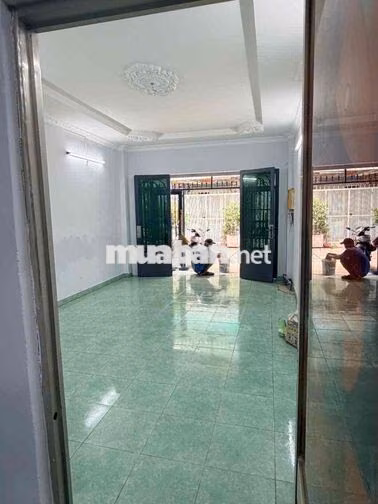 Nhà cho thuê Q11 Minh Phụng 4x13m nở hậu 5m2 hẻm 8m