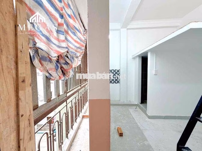 PHÒNG TRỌ MỚI XÂY NGAY NHÀ THỜ BA CHUÔNG THUẬN TIỆN QUA CÁC QUẬN