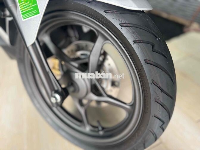 Honda Air Blade 160 2022 Bạc Porsche 8000 km