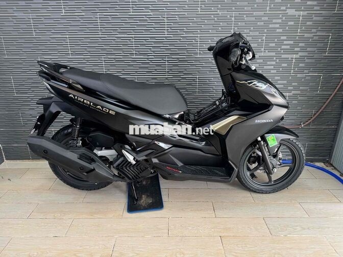 Honda Air Blade 125 2024 Đen nhám 12.000 km