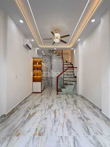 Chính chủ bán nhà 4 tầng Phan Văn Trị, hẻm 7m thông, nhỉnh 6 tỷ.