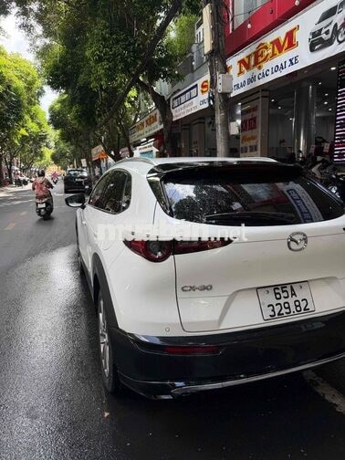 Mazda CX-30 2022 Trắng 9000 km