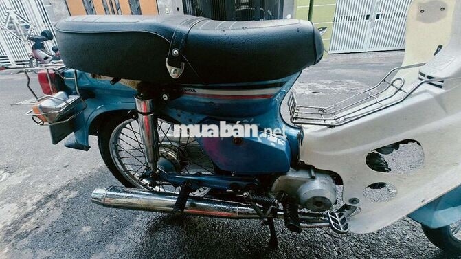 Honda Cub tum 50 Xanh