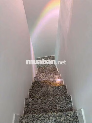BÁN NHÀ NHỎ MỚI XÂY DANH CHO VK CK MỚI CƯỚI 