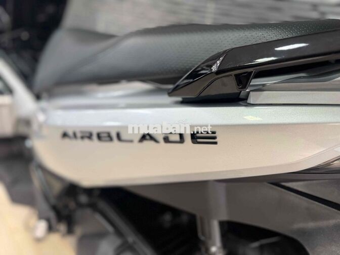 Honda Air Blade 160 2022 Bạc Porsche 8000 km