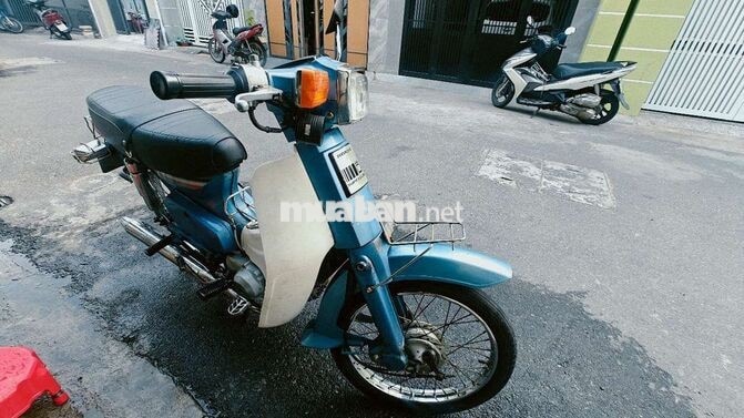 Honda Cub tum 50 Xanh