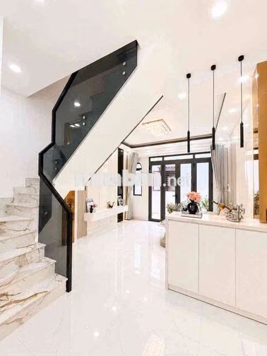 TT Nhà bè, chỉ 2.09 tỷ có nhà mới 2 tầng, sổ riêng, 4x8m, 32m2