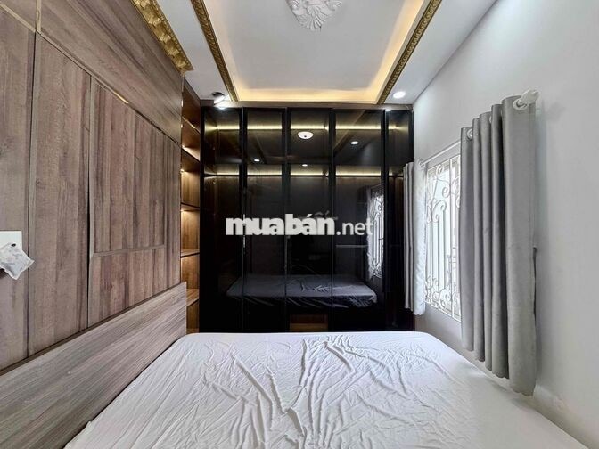 Căn Hộ 1PN 1PK Có Ban Công 45m2 FullNT Ngay Ngã Tư Phú Nhuận