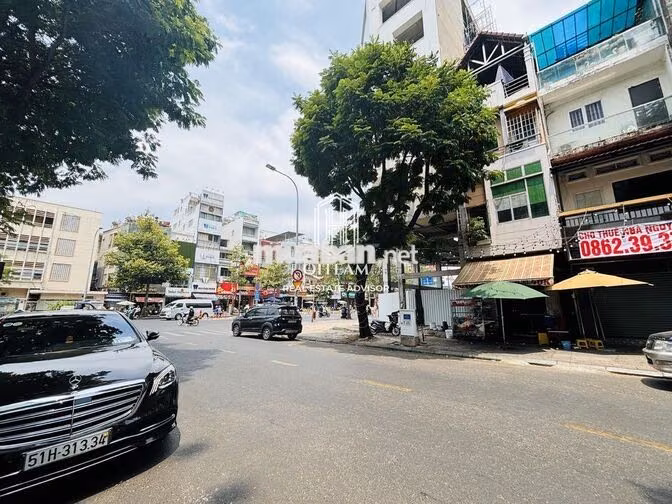 Spa MT 42 Trịnh Văn Cấn, Q1. Dt: 4x15m, Kc: trệt lửng 3 lầu (sàn suốt)