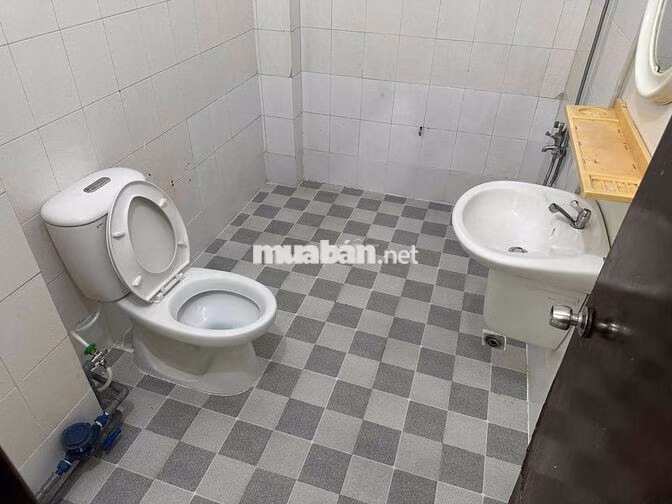 Cho thuê phòng trọ mặt tiền đường Xuân Diệu 30m2