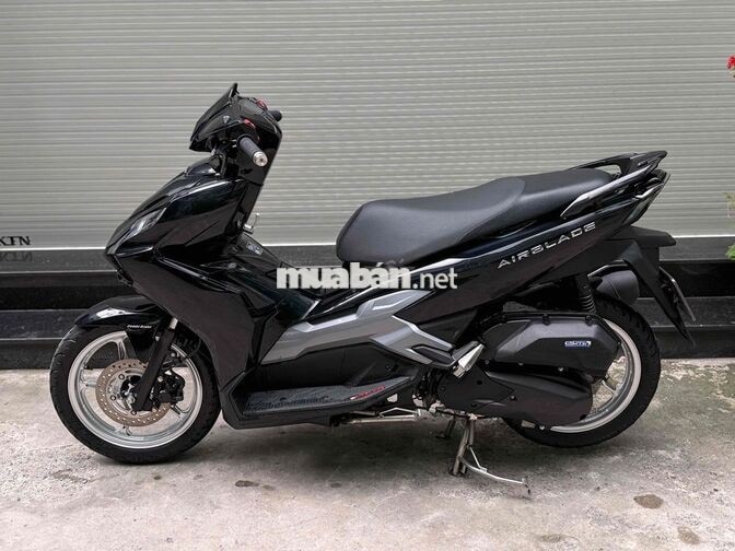 Honda Air Blade 125 4val 2025 Đen 11000 km