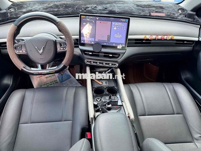 VF6 S 2024 Mua PIN Free sạc T6/2027 vô nhiều đồ