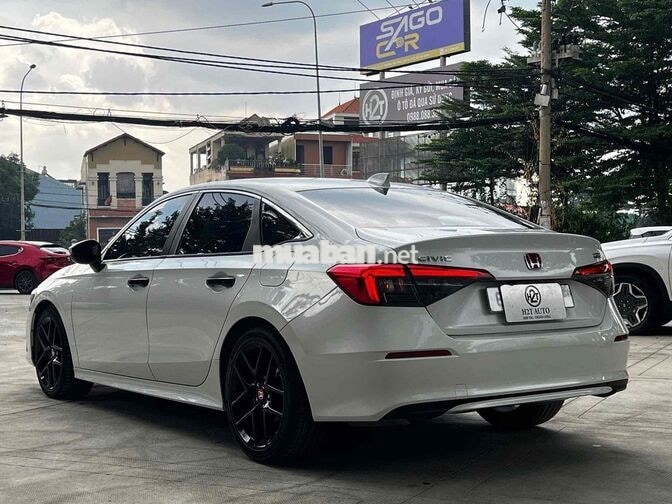 Honda Civic 1.5G 2023 Trắng 38.000 km