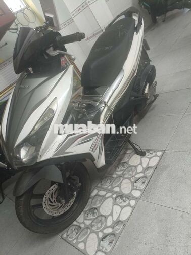 Honda Air Blade Trắng bạc