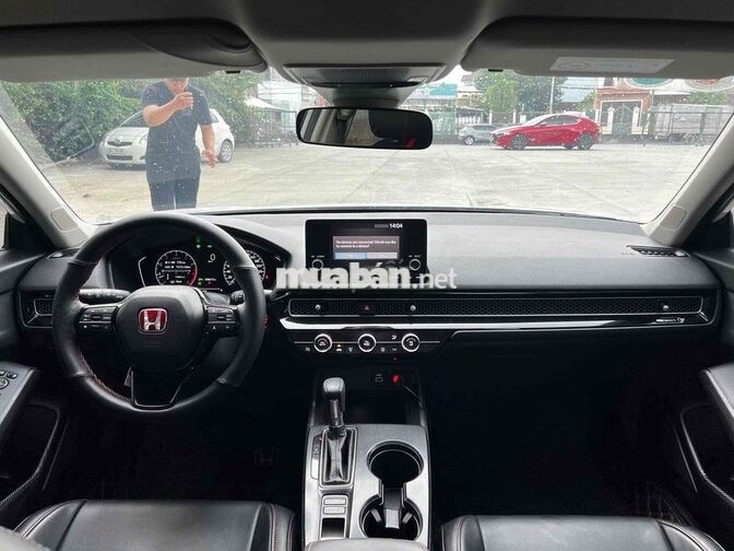 Honda Civic 1.5G 2023 Trắng 38.000 km