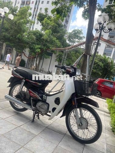 Honda Dream Thái mộc chất e bán 13,5 triệu cho ae.