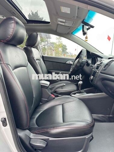 Kia Cerato số tự động nhập khẩu bản Full zin 100%