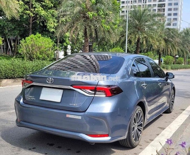 Toyota Corolla Altis 1.8V 2022 Xanh xám 19000 km