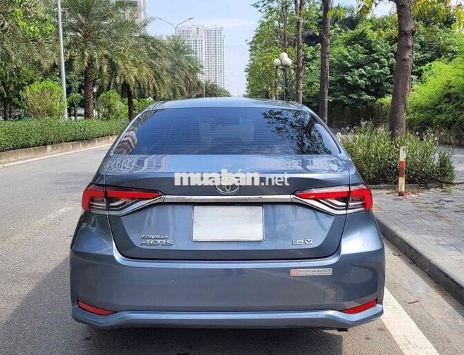 Toyota Corolla Altis 1.8V 2022 Xanh xám 19000 km