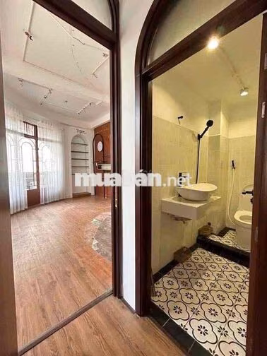 Cho thuê nhà HXH 491/1 Lê Văn Sỹ, Phường Nhiêu Lộc, Quận 3 Diện tích: