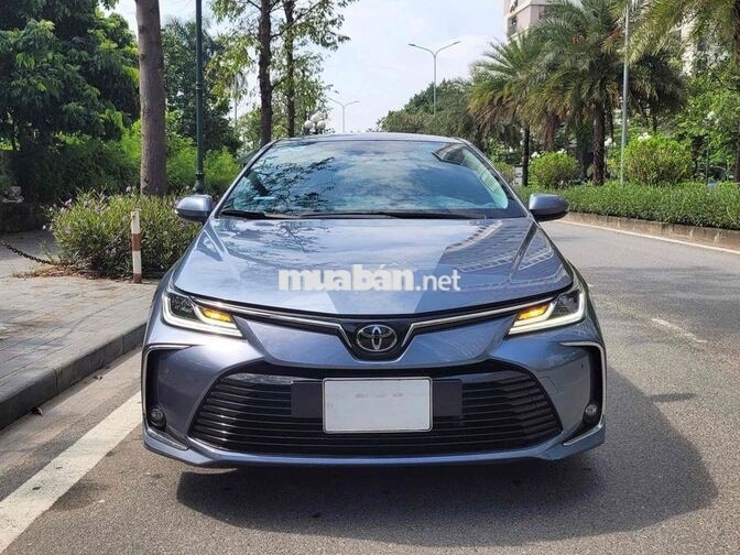 Toyota Corolla Altis 1.8V 2022 Xanh xám 19000 km