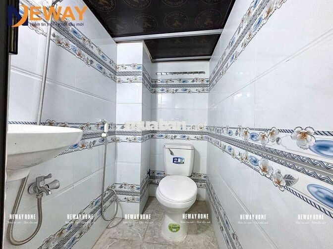 phòng máy lạnh, nội thất cơ bản ngay cạnh Aone Tân Phú