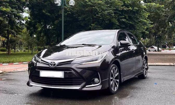 Toyota Altis 1.8G 2020 Nâu đậm 56000 km