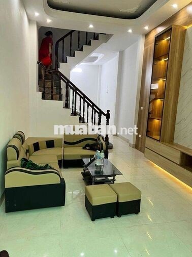 Nhà Phố Nguyễn Khánh Toàn, ô tô thông, kinh doanh 40m2 5 tầng chỉ 11d