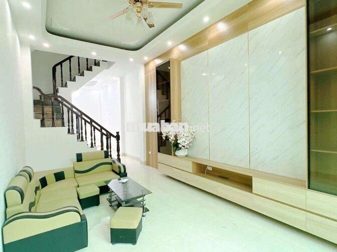 Nhà Phố Nguyễn Khánh Toàn, ô tô thông, kinh doanh 40m2 5 tầng chỉ 11d