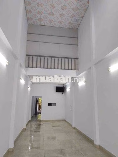 Nhà mặt tiền trệt lửng 3,5*26 mới keng tiện kinh doanh