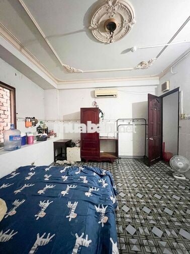 Studio cửa sổ sẵn nội thất ngay ETOWN CỘNG HOÀ_Sân bay gần Huit, Vhu