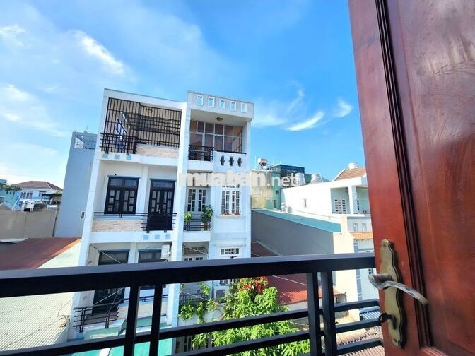 Nhà ở + làm văn phòng + kết hợp KTX