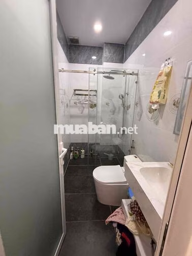 nhà 5 tầng 4pn 5wc hẻm 7m phù hợp ở và làm vp cty kd online