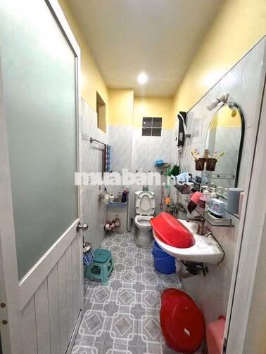 CHO THUÊ NHÀ BÌNH TRỊ ĐÔNG - 8 TRIỆU - 2PN - GẦN HƯƠNG LỘ 2