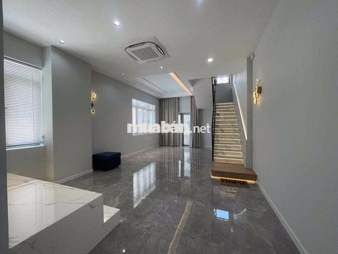 CHO THUÊ NHÀ PHỐ QUẬN 7 4PN+4WC NTCB 40 TRIỆU/ THÁNG