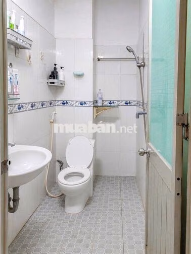 Chung cư cũ Tân Phú, 85m² sử dụng - 3PN