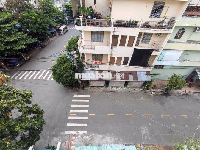Chung cư cũ Tân Phú, 85m² sử dụng - 3PN