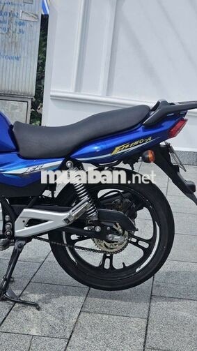 Suzuki EN150 2012 Xanh 10 vạn