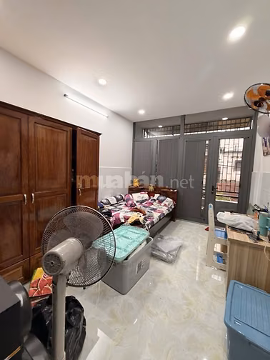 Bán Nhà Hẻm 650 Điện Biên Phủ Q10 52M2 Ngang 3M5 3 Tầng 3 PN - 8 Tỷ 9