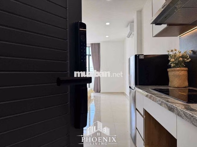 TRỐNG LẠI PHÒNG BAN CÔNG ĐẦY ĐỦ NỘI THẤT NGAY TRƯỜNG CHINH