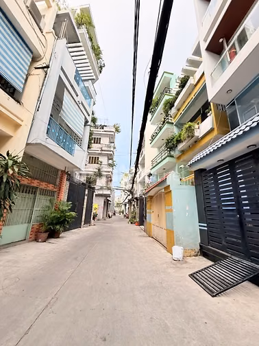 Bán Nhà Hẻm 650 Điện Biên Phủ Q10 52M2 Ngang 3M5 3 Tầng 3 PN - 8 Tỷ 9