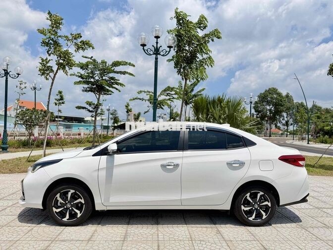 Toyota Vios 2025 1.5G CVT Trắng 19.000 km