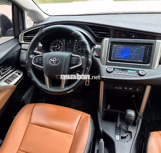 TOYOTA INNOVA 2.0G số tự động sản xuất 2019